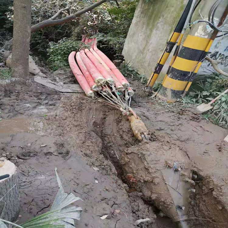 金山车间拖拉管